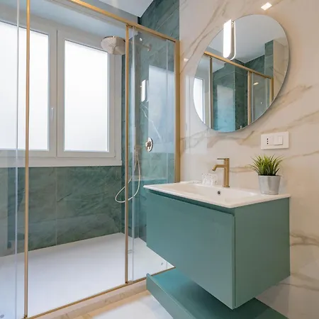 1co4 - Duomo - Luxurious And - Apartamento Milão